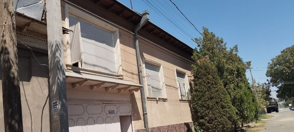 Nazarbek tarnov baliqchida uy Sotiladi!