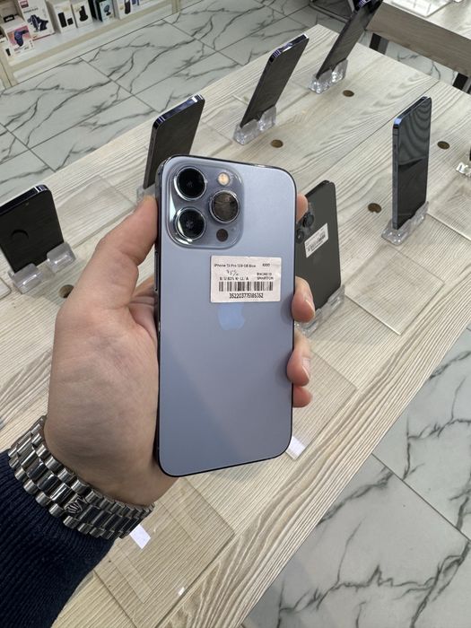 iPhone 13 Pro Blue