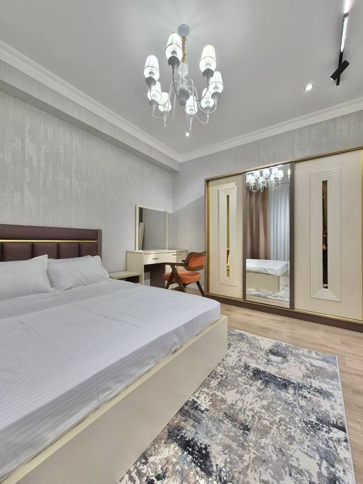 Застройщик  "Via Port" Комнат 2