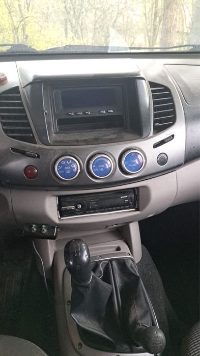 Mitsubishi  L200 2007