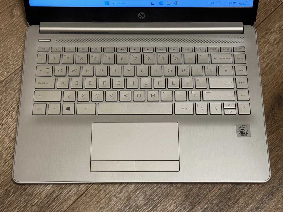 HP 14-cf2504sa Intel i5 10gen/4ram/256SSD/Full HD запазен