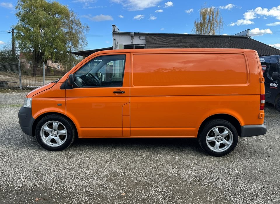 Volkswagen Transporter T5 1.9 TDI, an 2006, fara AC