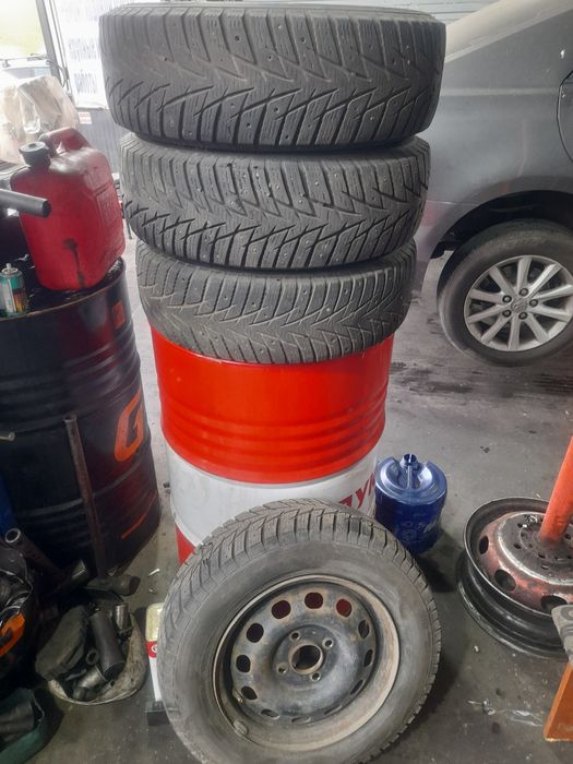 Продам шины зимние 185/70/14