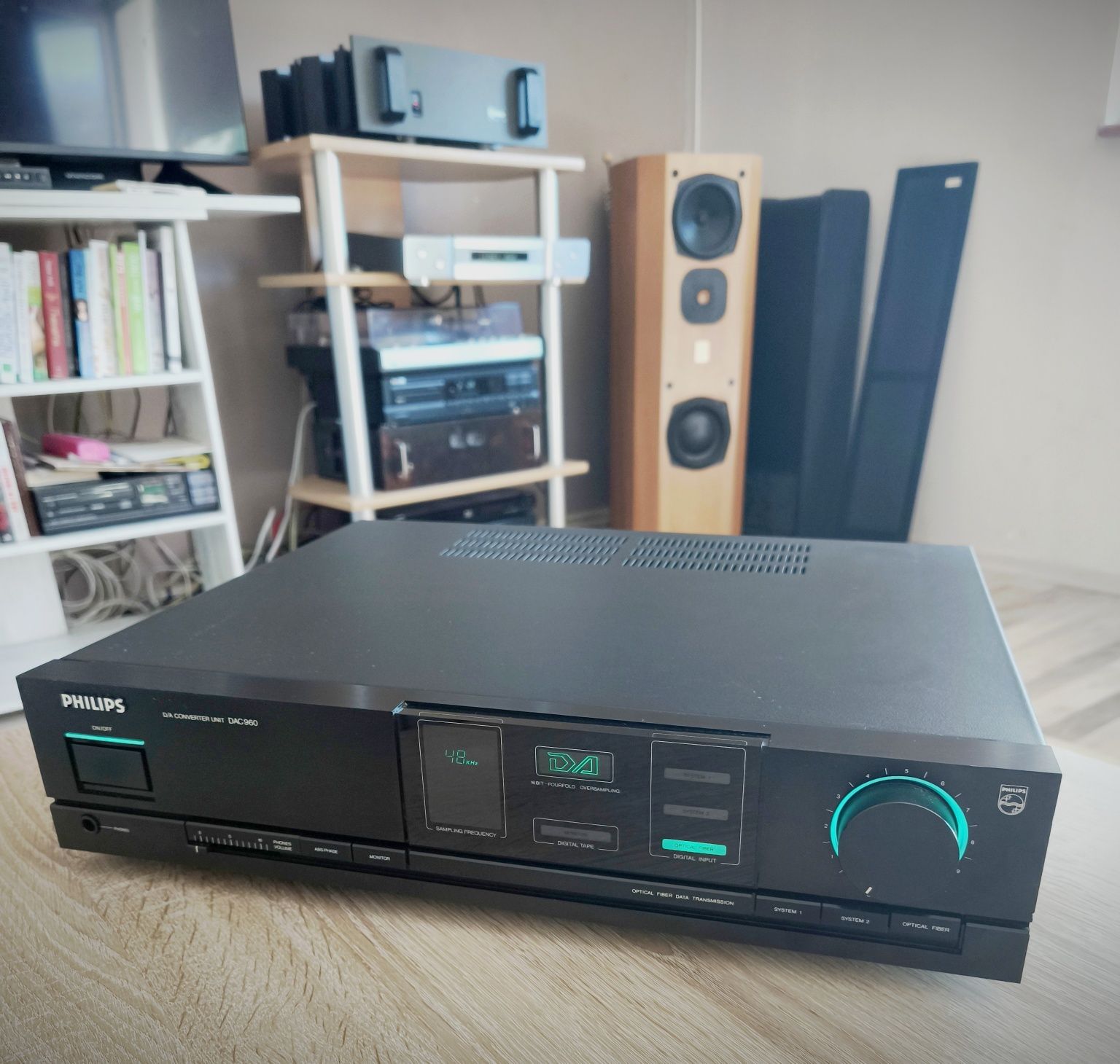 Аудиофилски Philips DAC 960