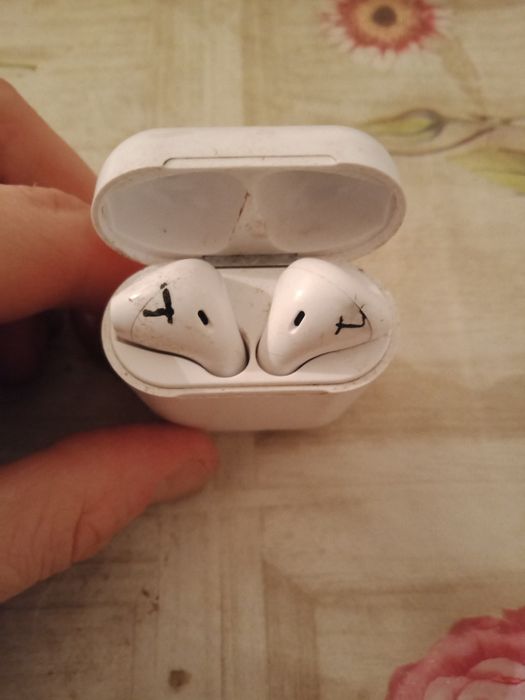 Беспроводные наушники