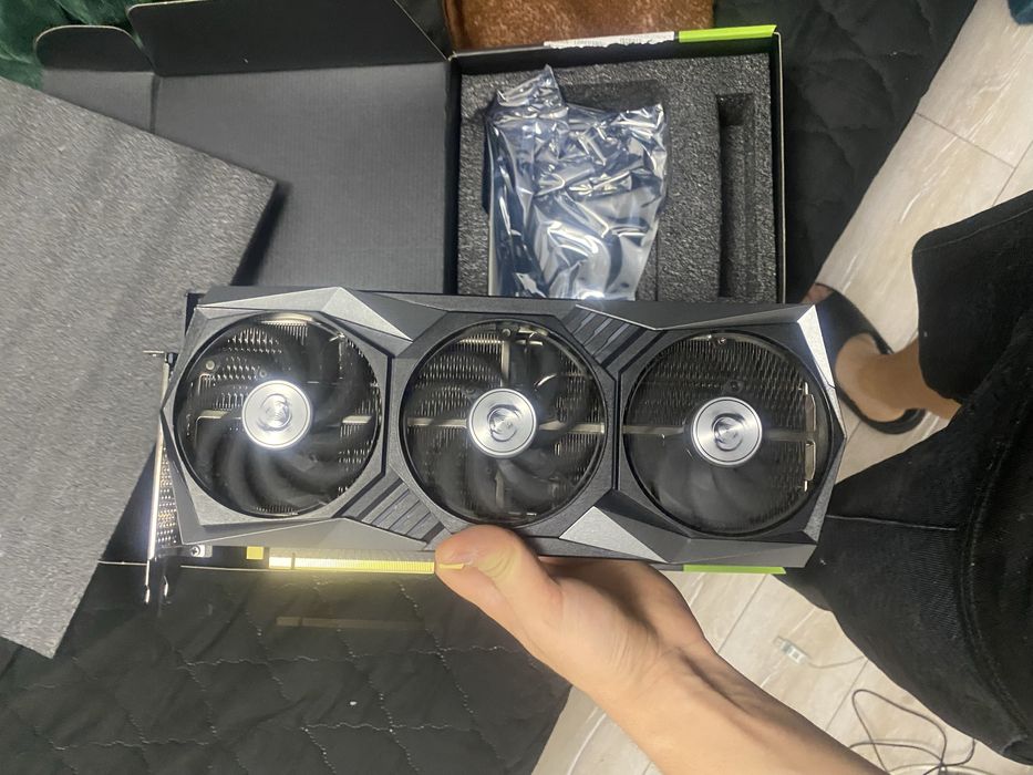 Placa Video MSI GEFORCE RTX 3060 GAMING X TRIO ,12 GB GFDR6 , 192 Bit