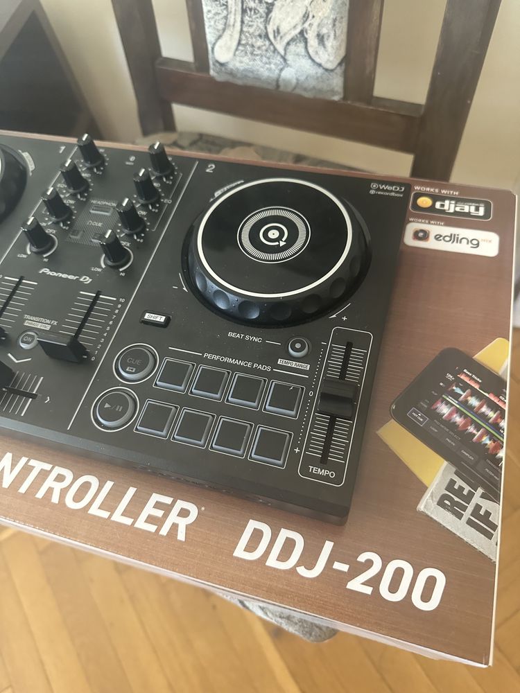 Pioneer Smart DJ Controller DDJ-200