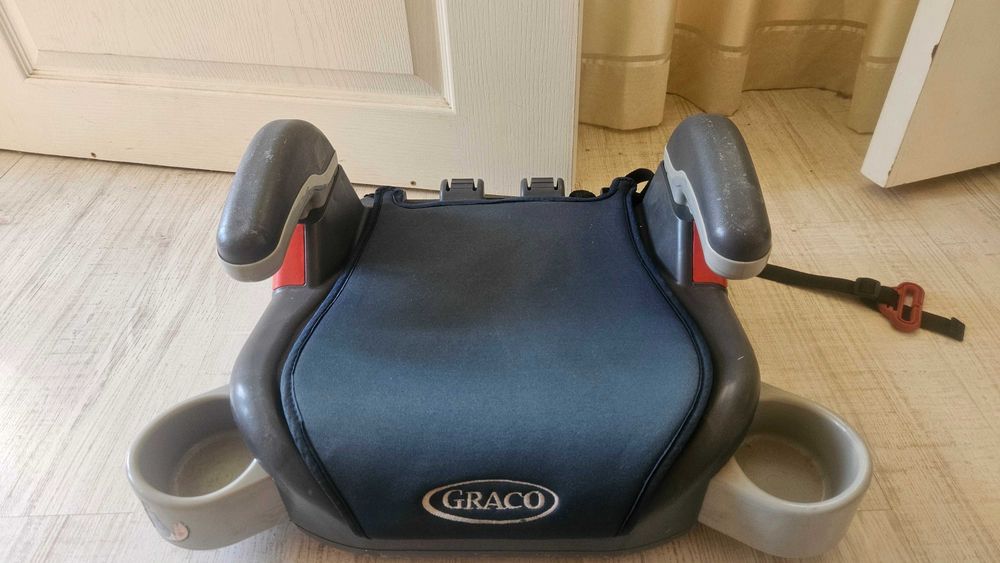 столче за кола Graco