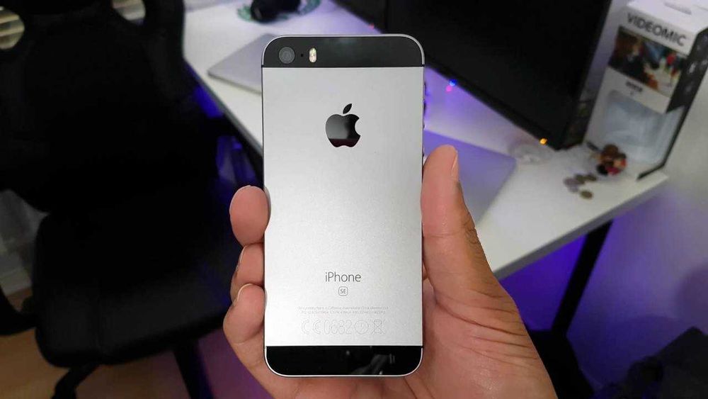 Telefon iPhone SE, 32 Gb, Space Grey, Neverlocked