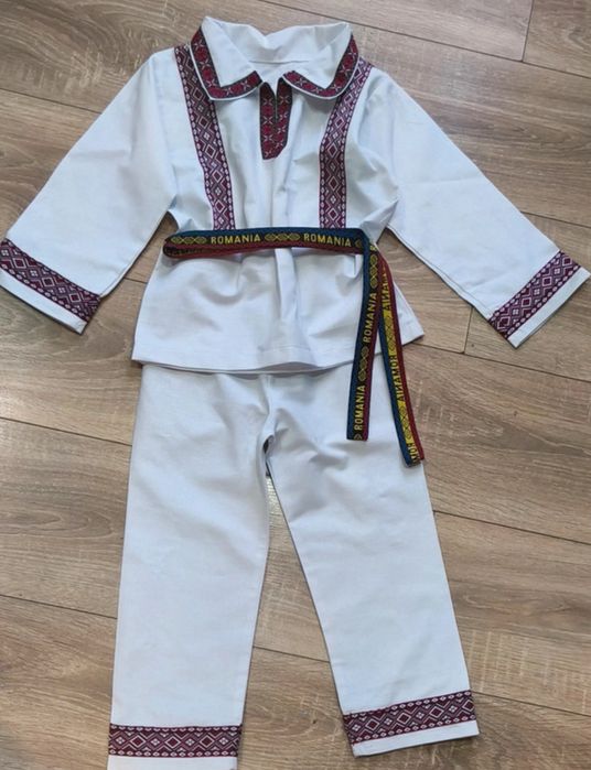 Costum national Baietel marimea 98-104 facut la comanda