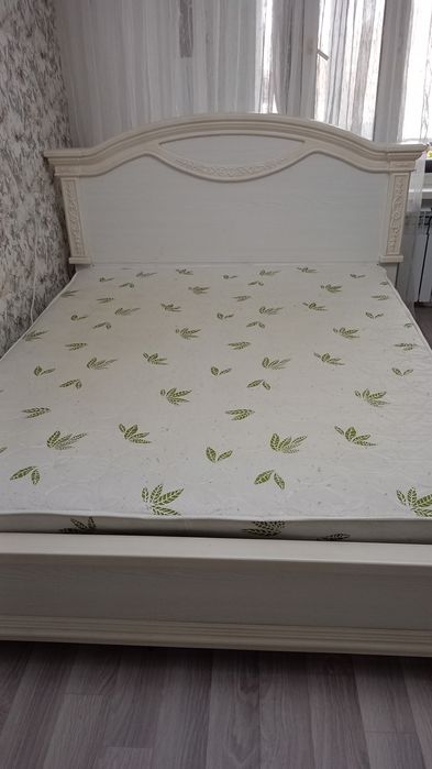 Двухспальная кровать 160×200