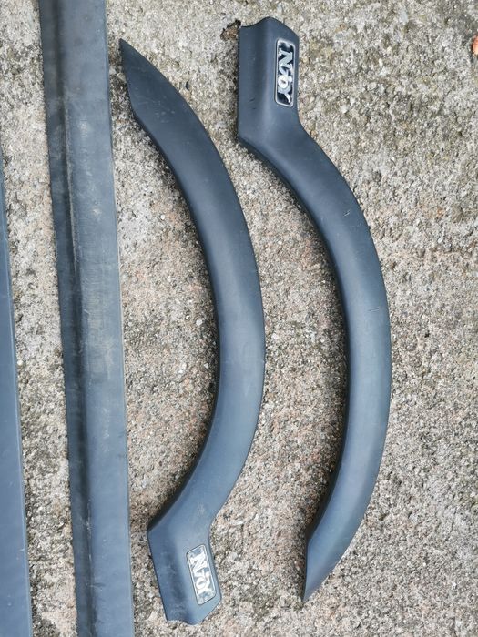 Ornamente usa și aripa Opel Zafira