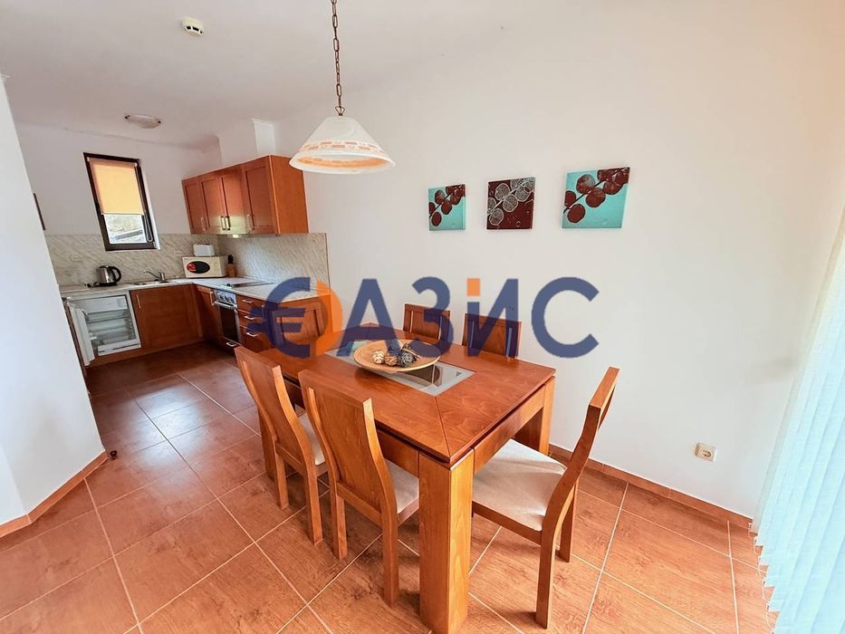 Продава се Четиристаен апартамент в с. Кошарица, Област Бургас - 133 кв.м за 835 €/кв.м - Снимка #3