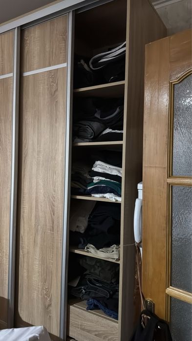 Продаю шкаф купе