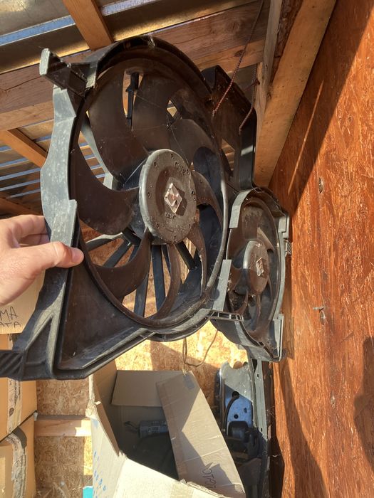 Electroventilator si ceasuri de bord renault espace 4  2008