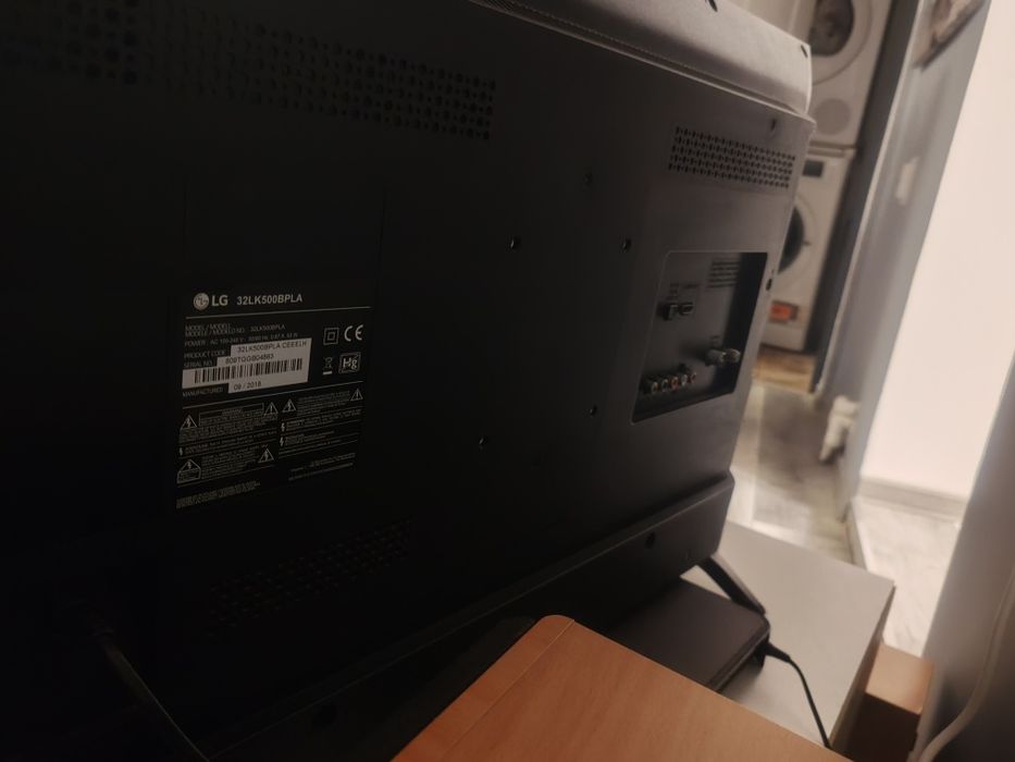 Televivor LG 73 si televizor TOSHIBA 90cm