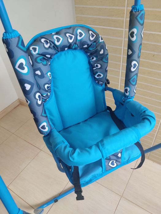 Mama si copilul   leagăn