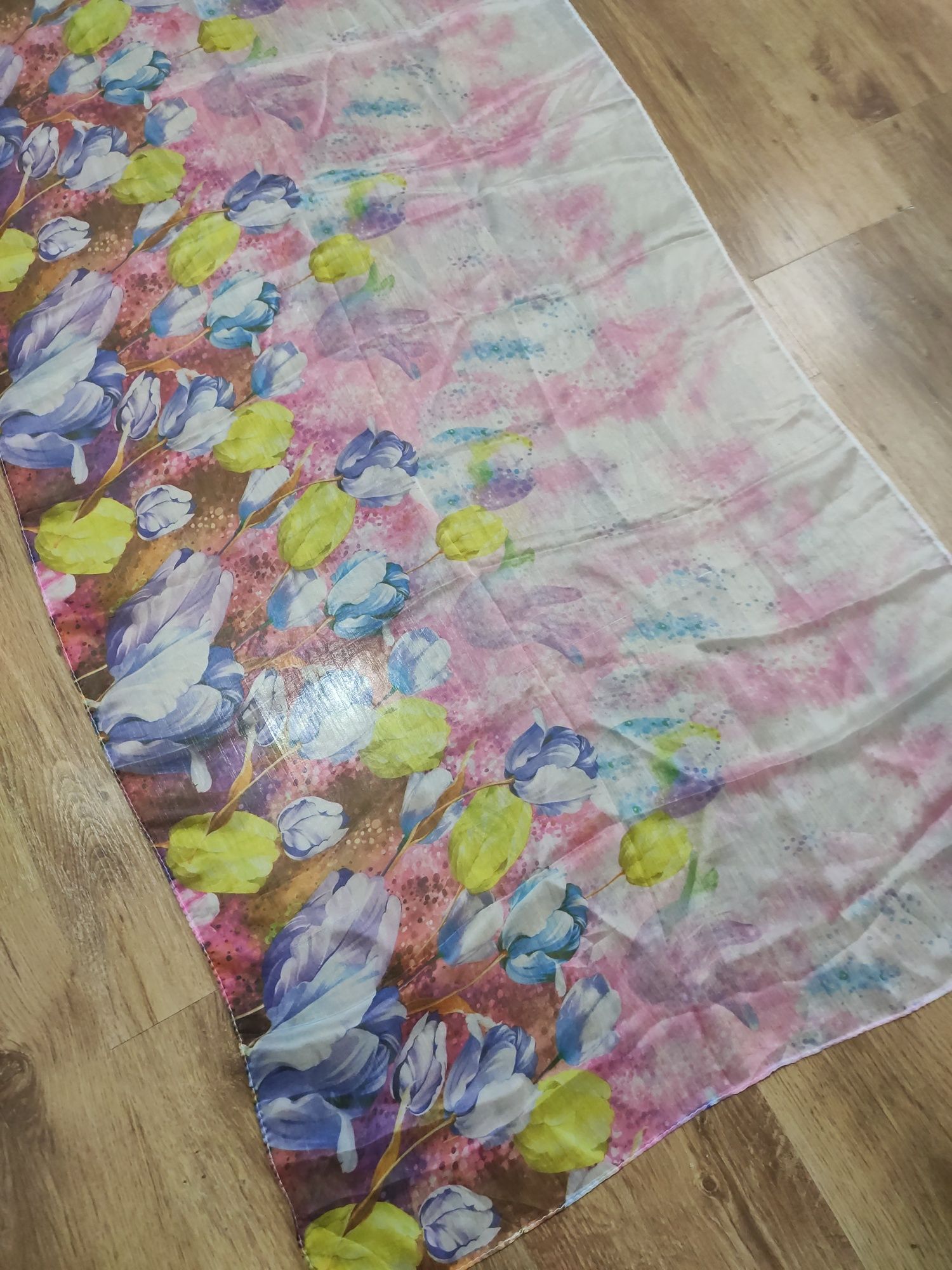 Eșarfă din mătase 200x66cm