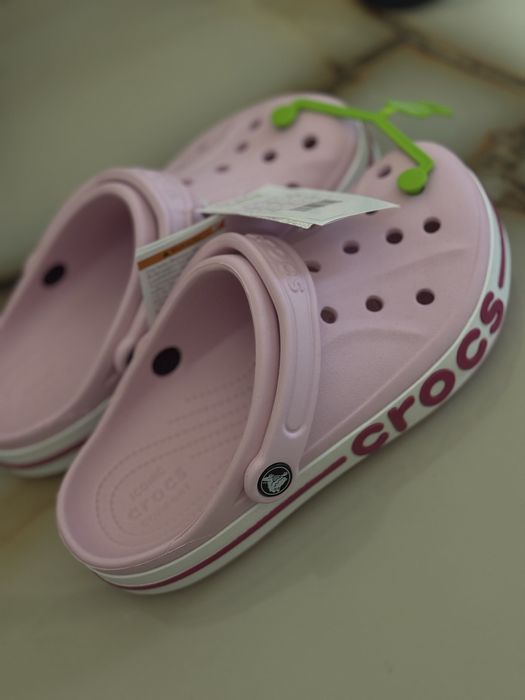 Чисто нови чехли Crocs