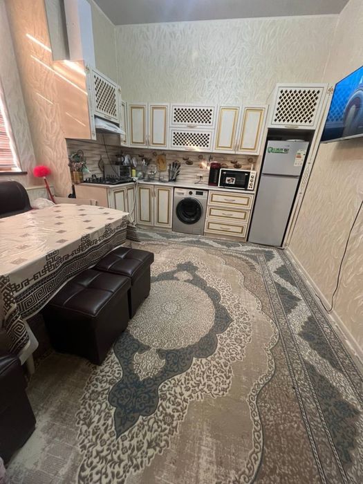 МАССИВ ФЕРУЗА! срочно новостройка.  Евро ремонт