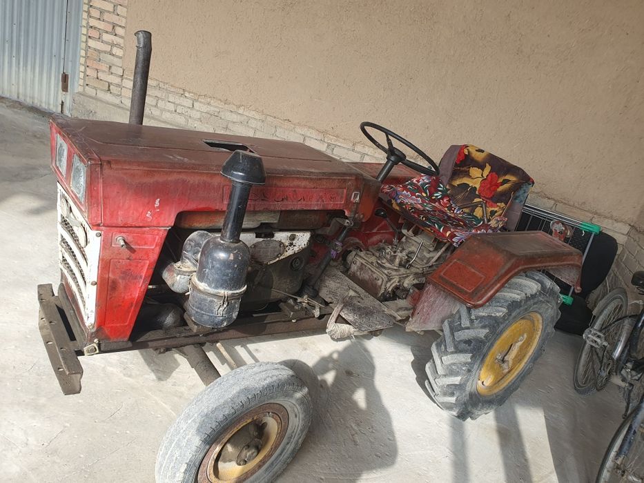 Mini Traktor sotlidi holati yahshi