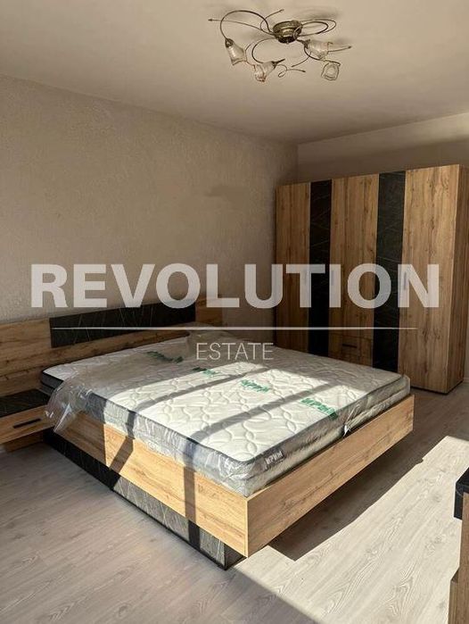 Дава се под наем Тристаен апартамент в Варна, Бриз - 135 кв.м за 1200 € - Снимка #5