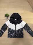 Geaca Nike neagra cu alb