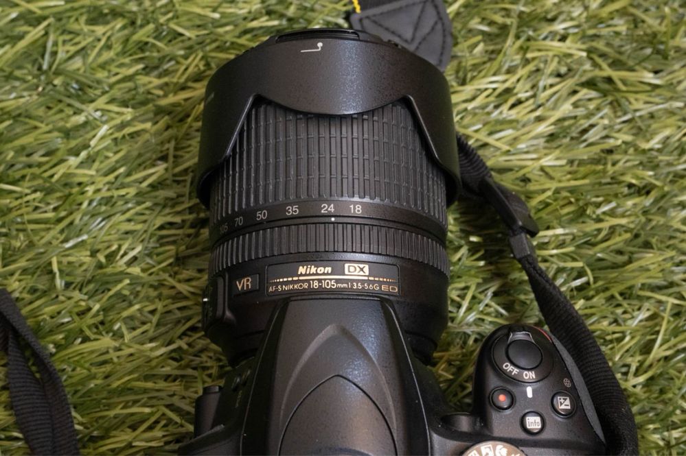 Фотоапарат Nikon D3400