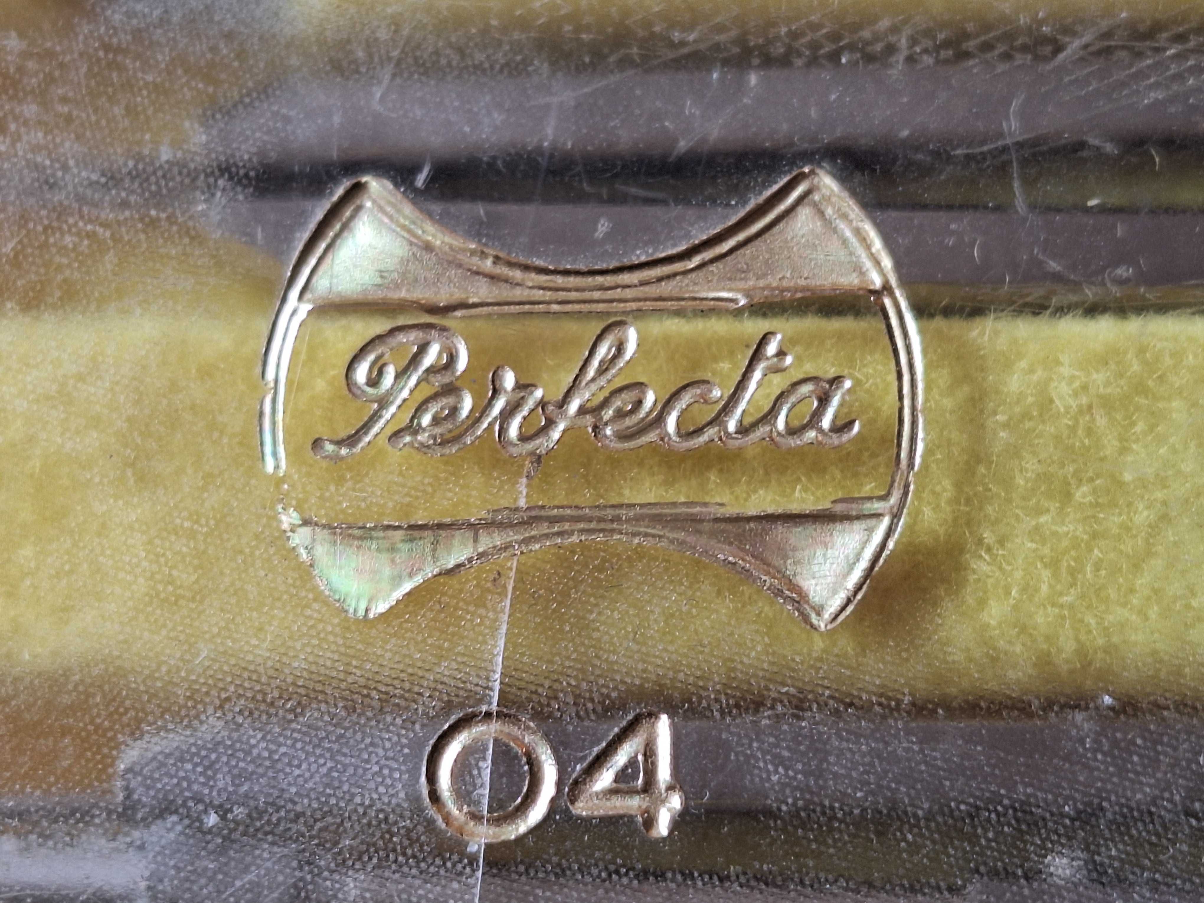 комплект пергели Perfecta /метален / аксесоари/