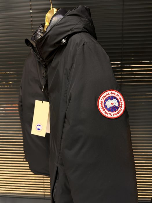 Geaca Canada Goose premium