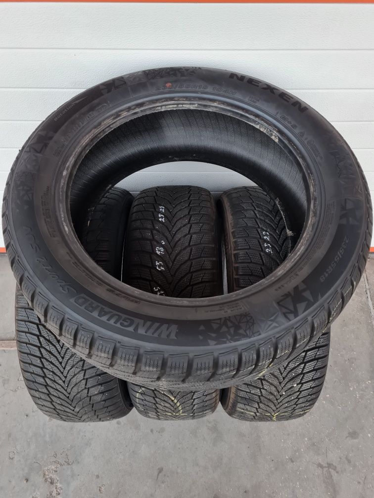 Зимни гуми 4 броя NEXEN Winguard Sport2 Suv 235 55 R18 дот 2523