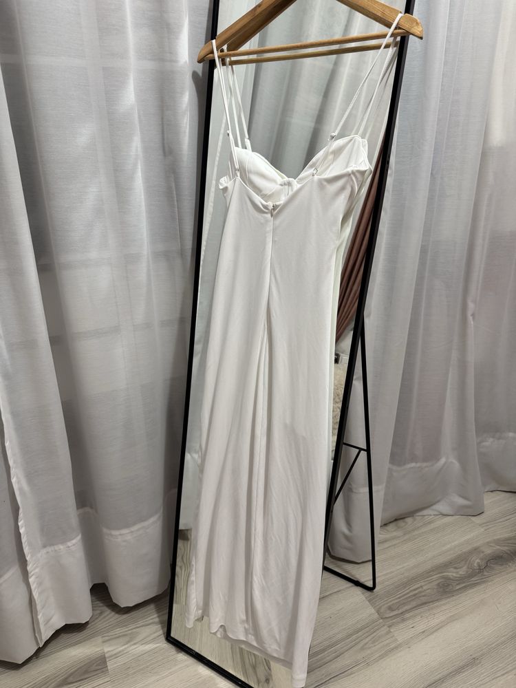 Rochie albă midi bodycon cu drapaje bretele subtiri Zara mărimea XS