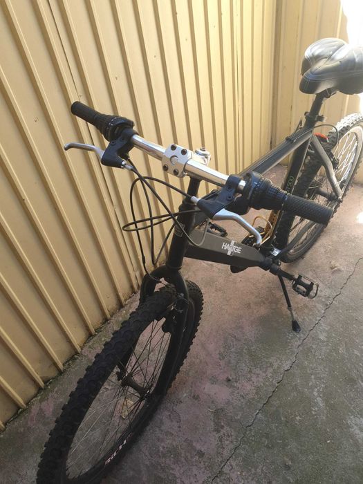 Vând bicicleta aluminiu