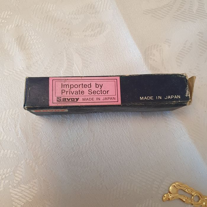 Set lingurite placate cu aur