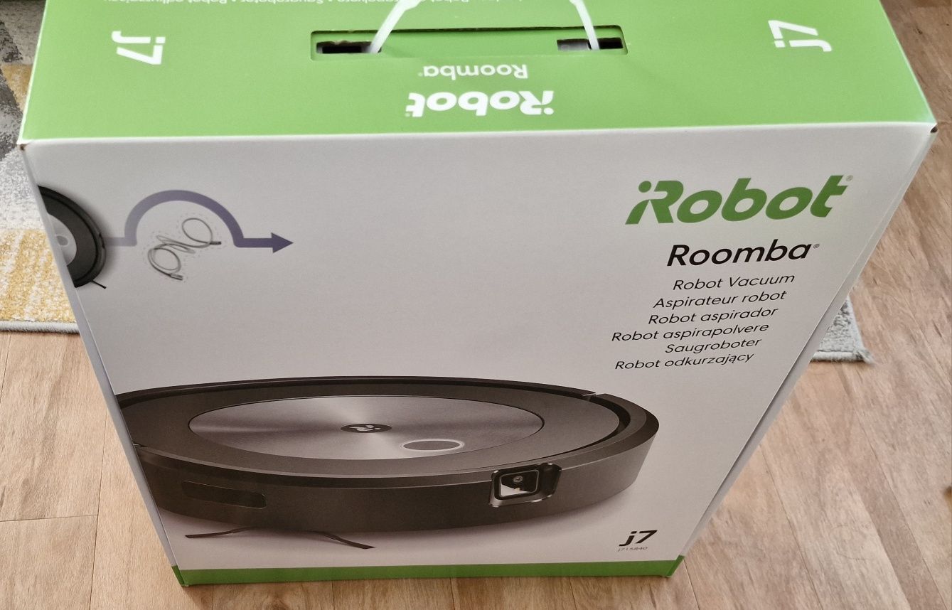 Ultima generatie de robot ROOMBA  J7