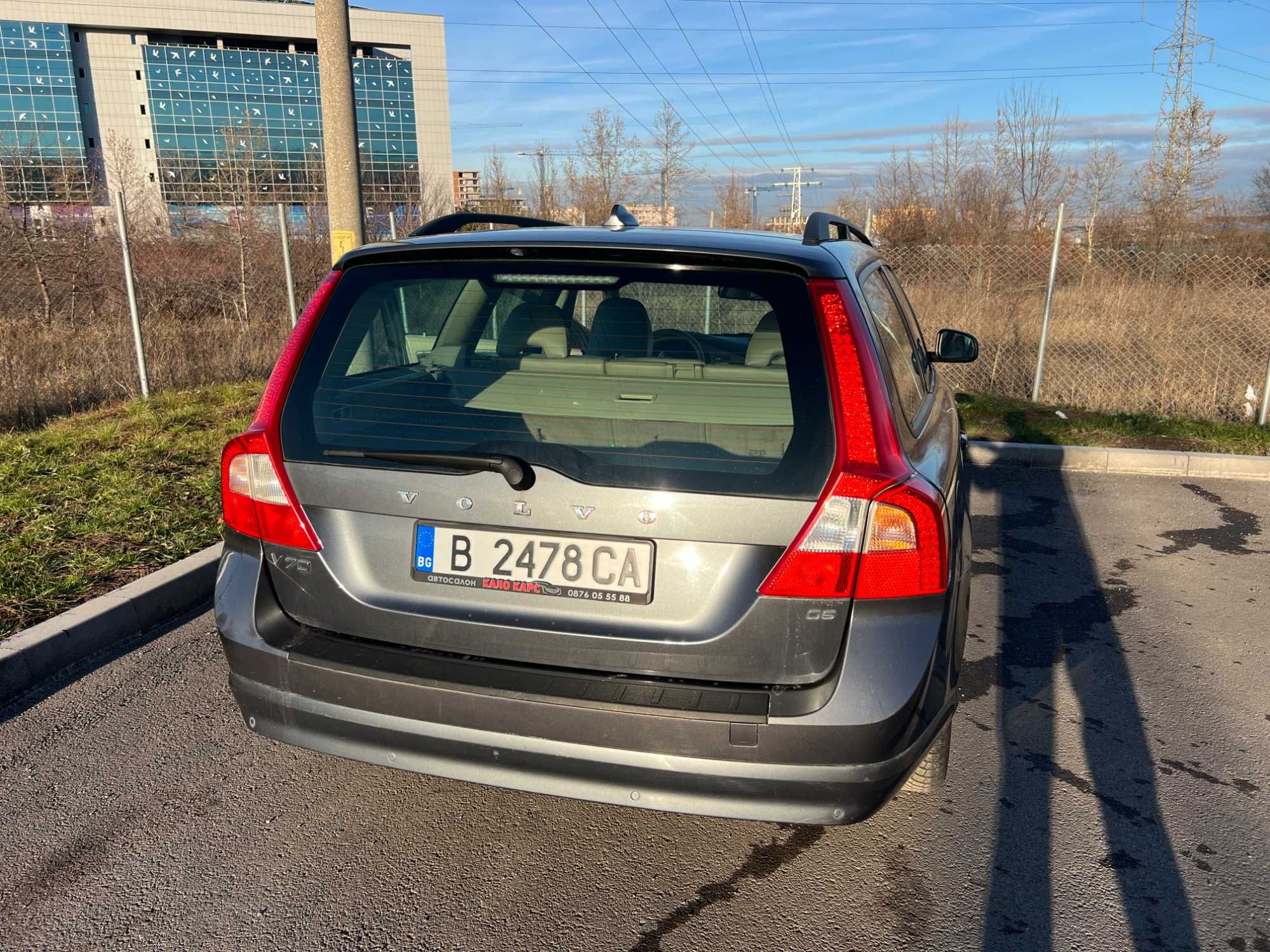 Volvo V70 + комплект летни гуми