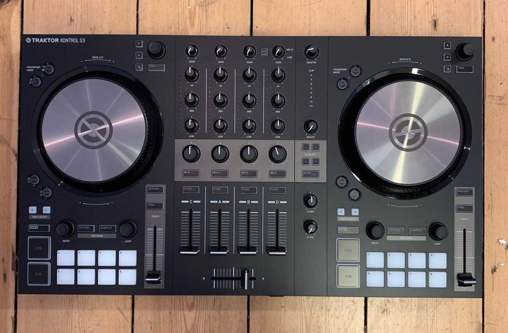 Traktor S3 Mk3 - Excelent (Native Instruments)
