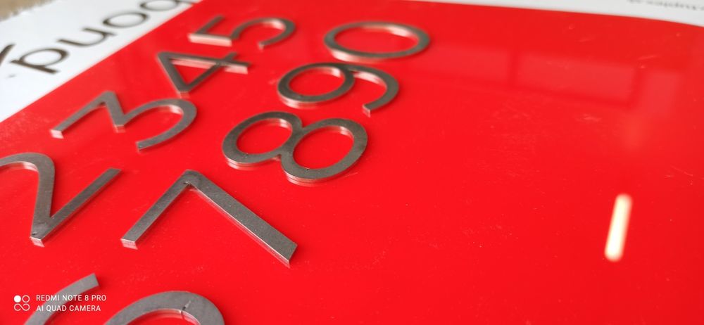 Цифри от неръждаема стомана 2 размера