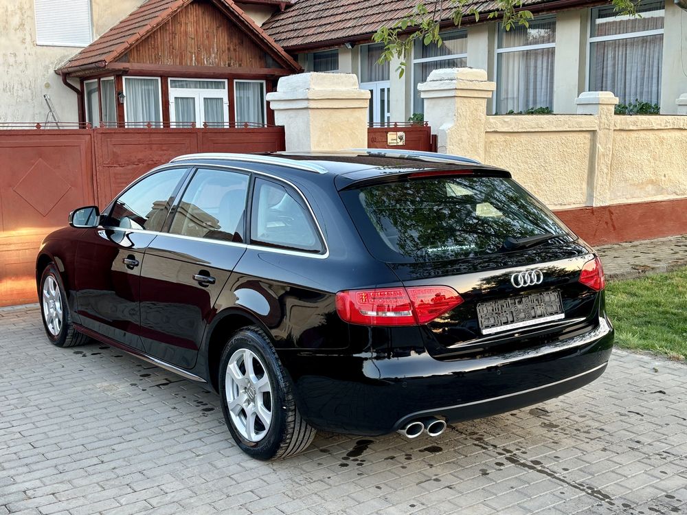 Audi A4 B8 S-Line “2.0 TDI 140 cai An 2010”