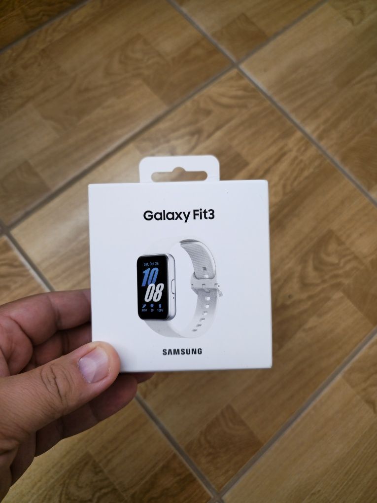 Brățară fitness Samsung Fit 3 - produs nou, garantie