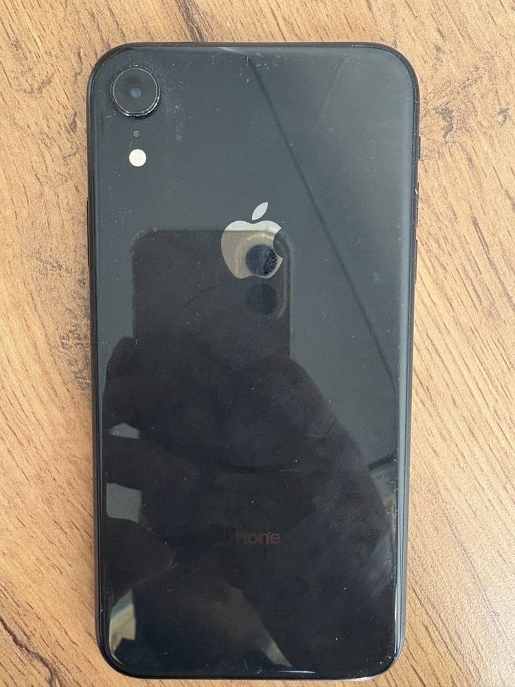 iPhone XR всё в родном в хорошем состаение