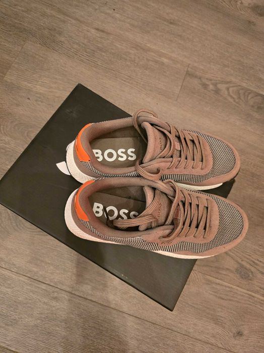 Boss чисто нови с кутия