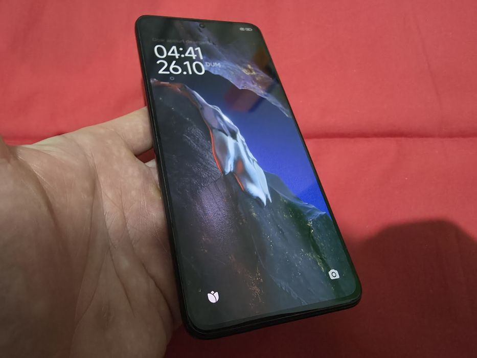 -Poco F5 Pro, Negru, 256Gb, 12Ram, impecabil, doar telefonul, stare pe