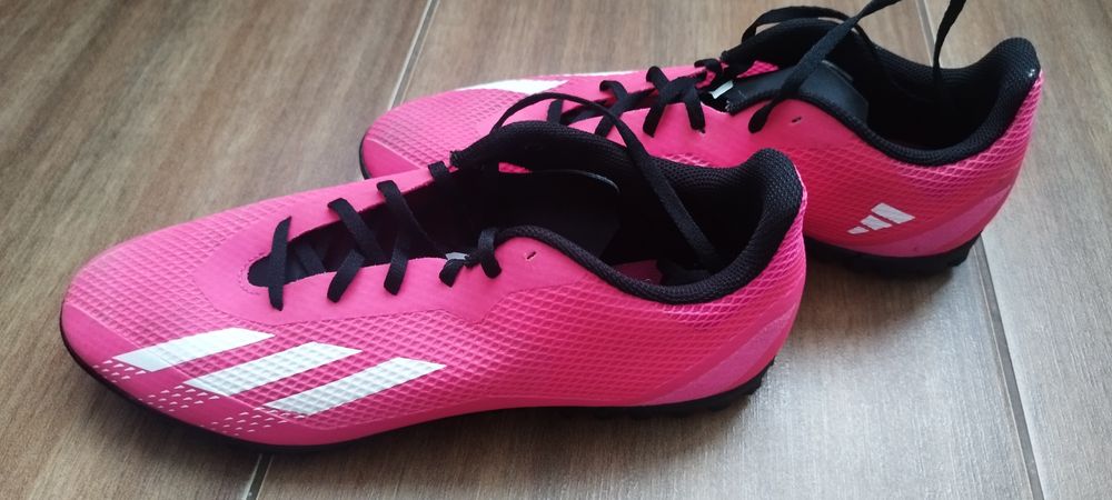 Стоножки Адидас / футболни обувки / 28.5 см стелка