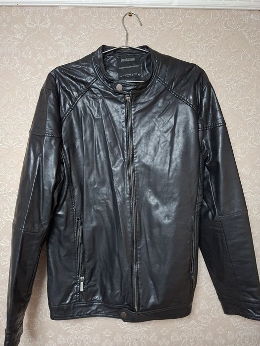 Продам куртку эко кожа