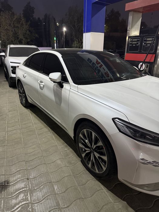 Kia K8 Full yangi holatda