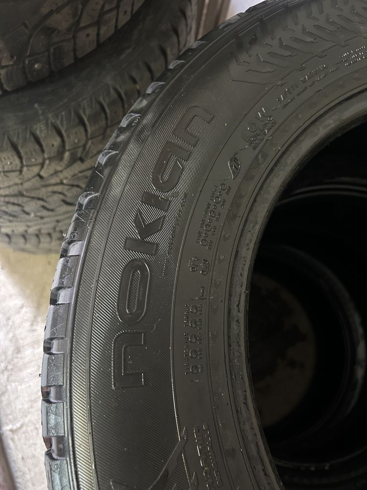 Продам R17 NOKIAN