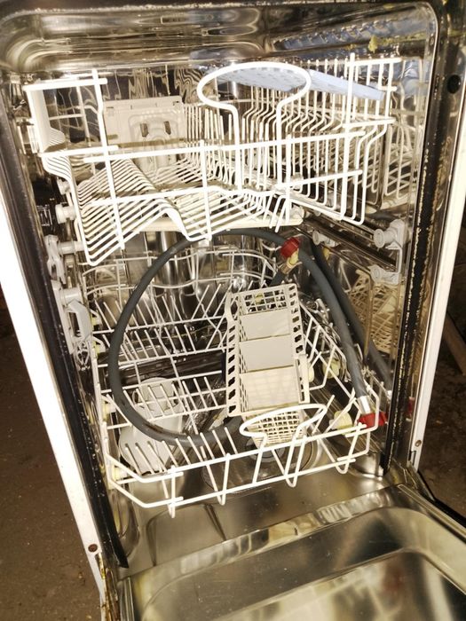 Съдомиялна машина