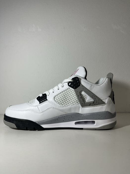 Jordan 4 "White Cement"|Marimea 43| Perfecti pentru cadou