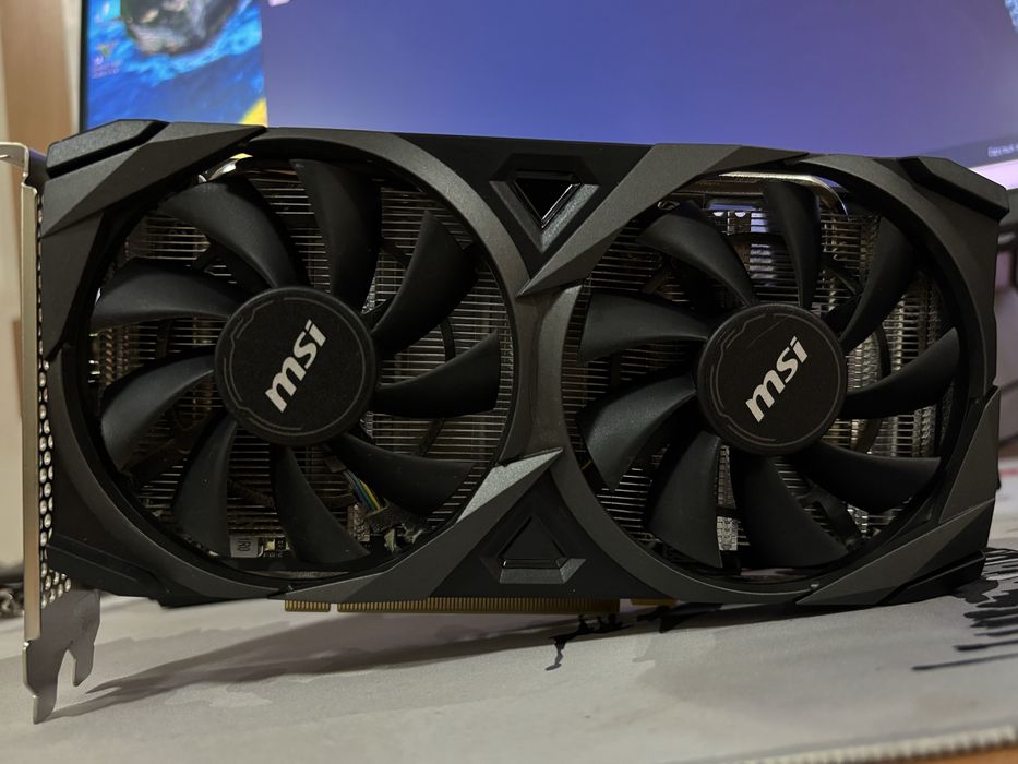 Продам видеокарту RTX 3050 8gb MSI VENTUS 2x XS